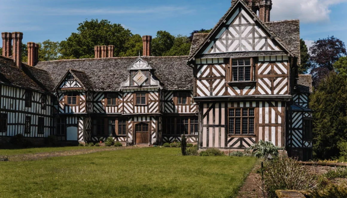 Pitchford-Hall-Shropshire-1170x658