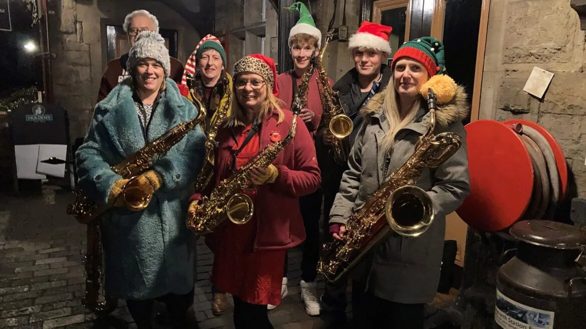 Steaming and singing into Christmas with the SVR!