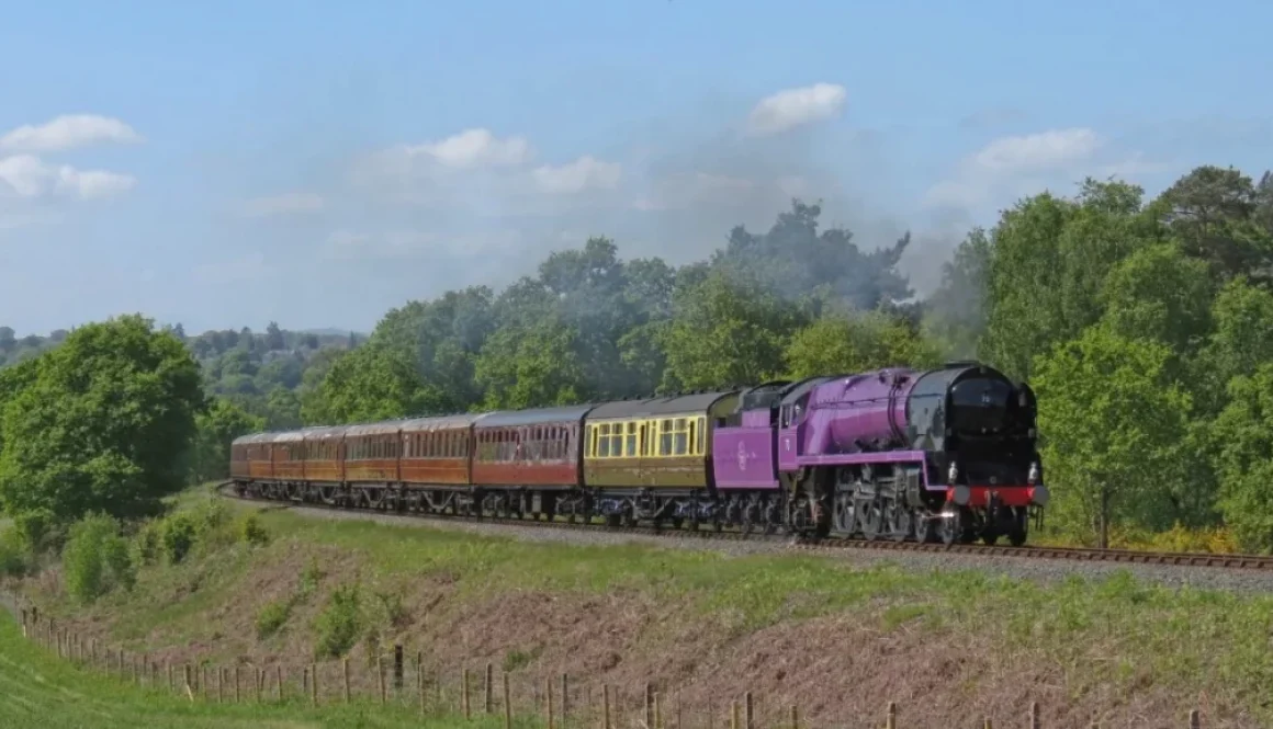 34027-Taw-Valley-running-as-70-Elizabeth-II-credit-Kieran-Hardy-1170x658