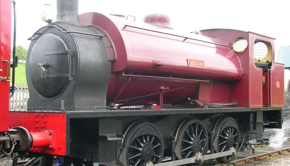 Hunslet_saddle_tank_Jessie_at_Embsay