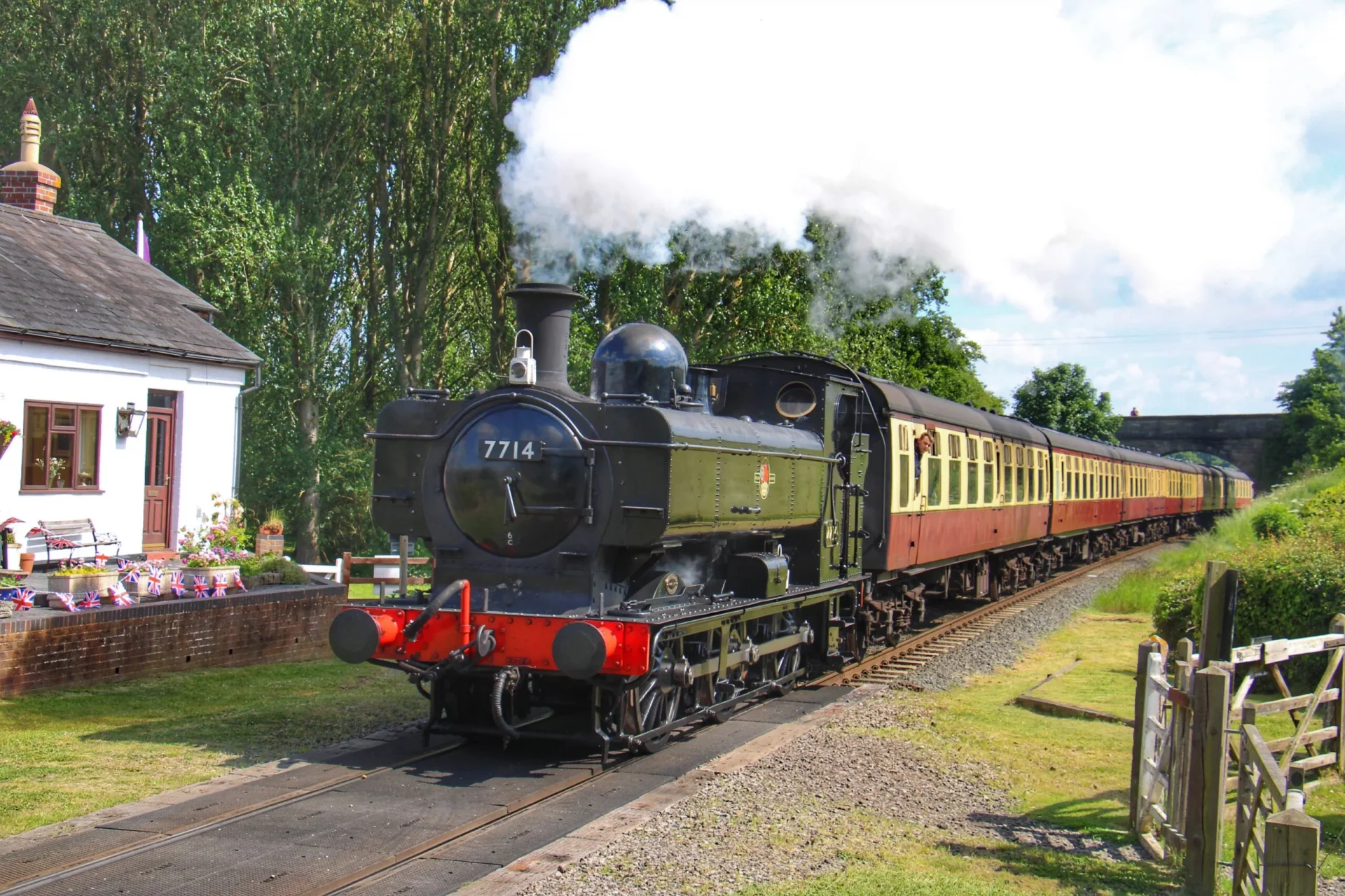 Severn Valley Railway celebrates Armed Forces Day with new discount offer