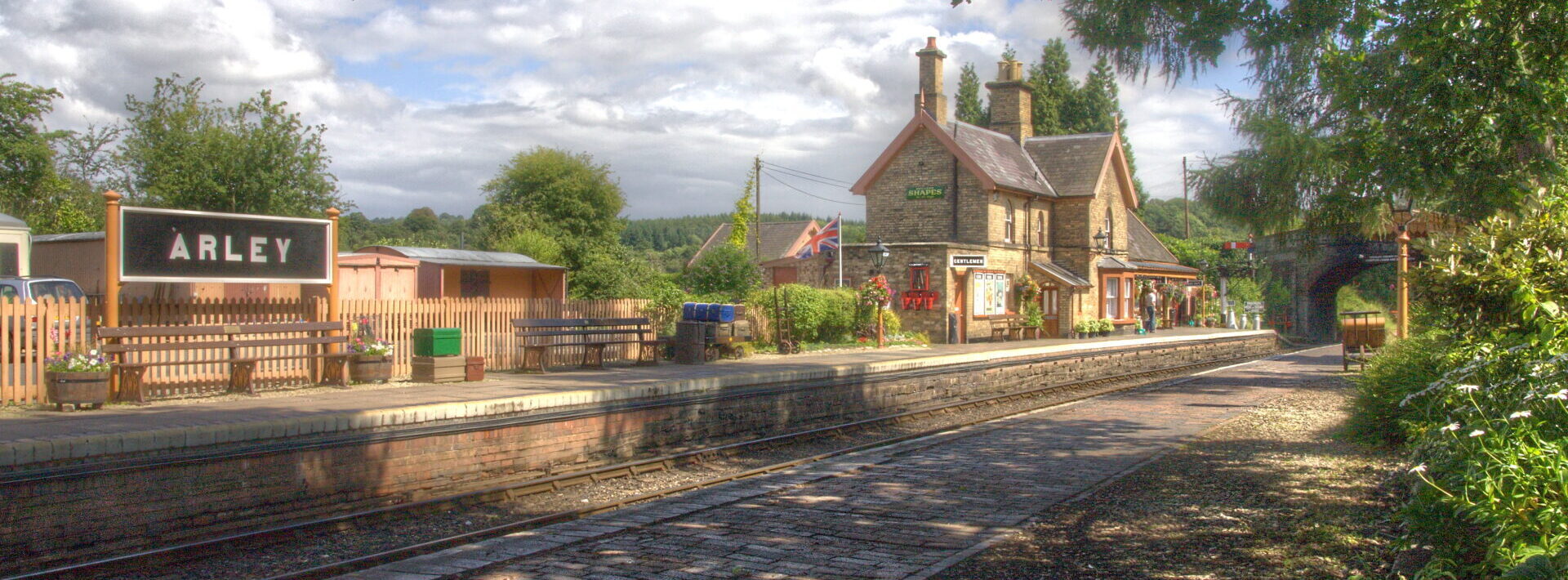 Here Comes the Sun, Arley basks in beautiful sun, credit Paul Pearson