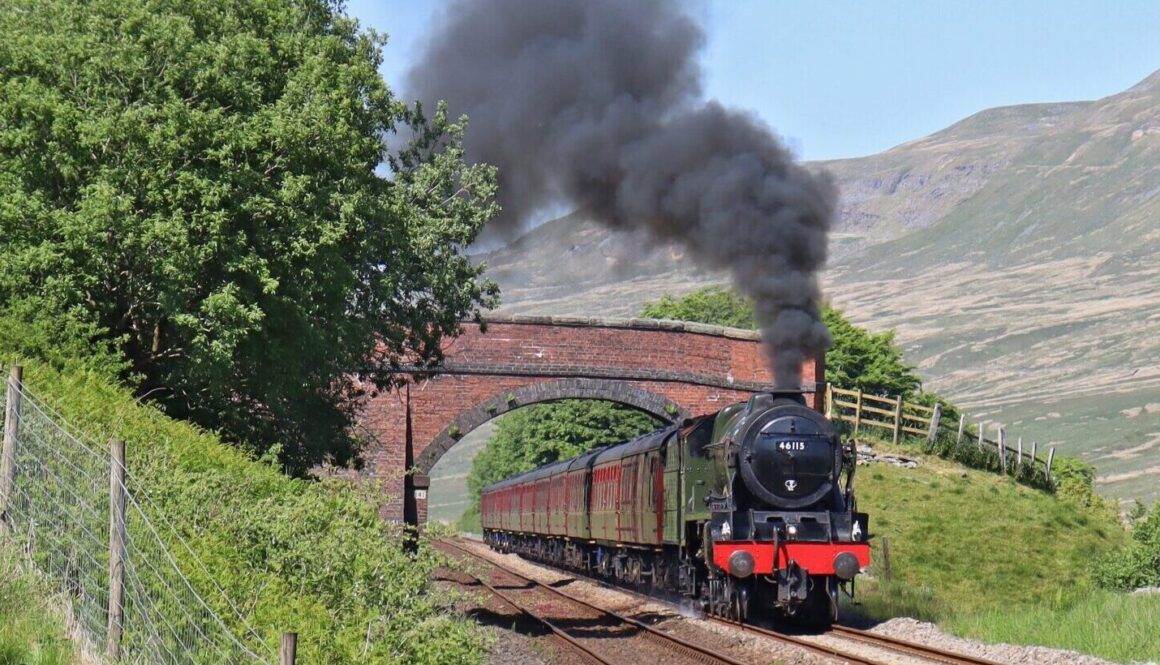 46115 'Scots Guardsman' on the Settle & Carlisle Railway. HARRY BRADLEY