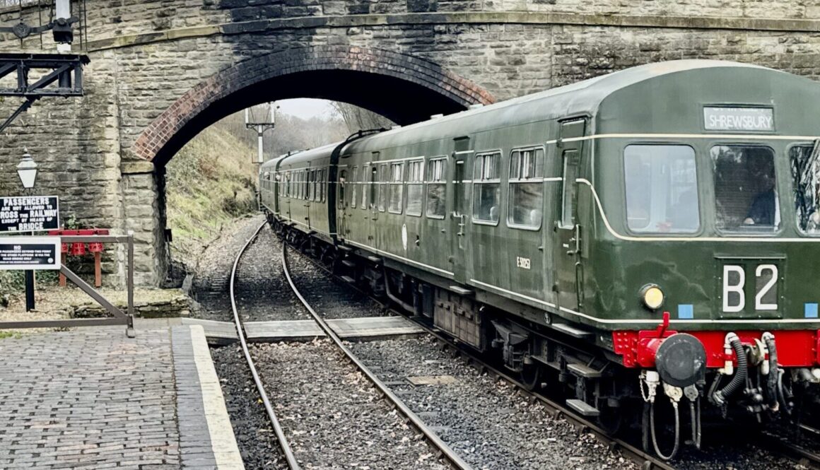 Class 101 DMU arriving into Arley. David Bissett