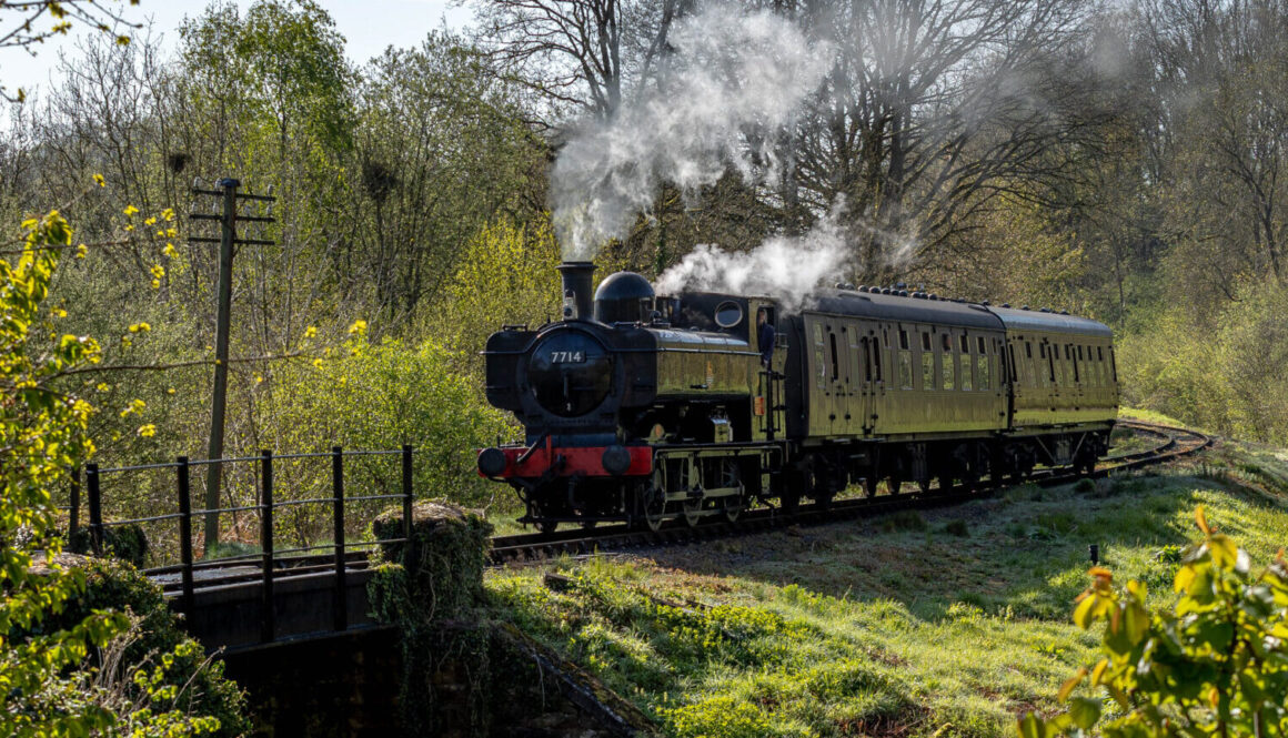 7714 approaching Highley station. Anthony Carwithen