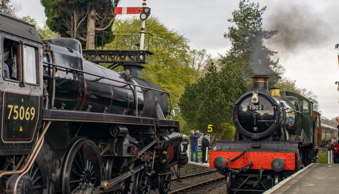 SVR-based locomotives 75069 and 7802 Bradley Manor cross at Hampton Loade during the SVR's recent Steam Gala. Kenny Felstead